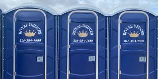 Best Portable Shower Rental  in Lakeville, MN